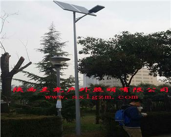 內(nèi)蒙古太陽(yáng)能路燈-內(nèi)蒙古省西安市政法大學(xué)路燈照明工程 內(nèi)蒙古太陽(yáng)能路燈-內(nèi)蒙古省西安市政法大學(xué)路燈照明工程