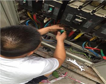 內(nèi)蒙古電線電纜改造工程-西安灞橋?qū)嵉毓珗@ 內(nèi)蒙古電線電纜改造工程-西安灞橋?qū)嵉毓珗@